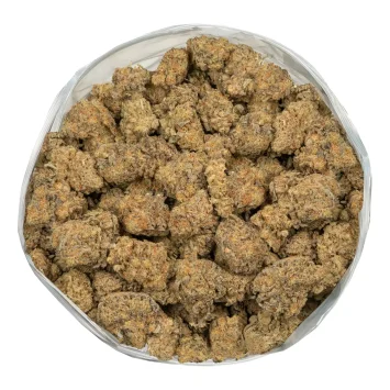 banana-daddy-strain-big-chunky-trichome-covered-buds