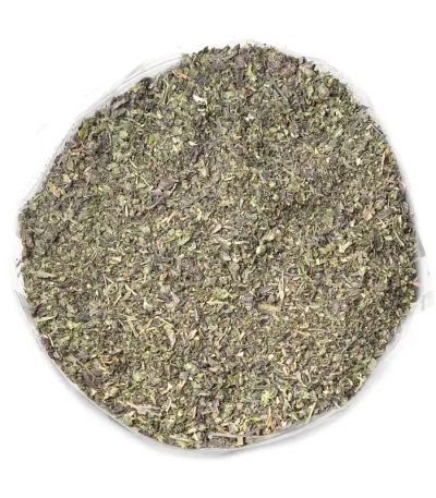 purrple-kush-hand-trim